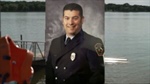 Off-duty Texas firefighter rescues 3 children trapped under capsized boat at Alvarado Lake