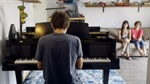 Spokane teen honors first responders, wildfire victims through piano